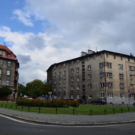 Apartment City Center - Free Parking - Easy Check-In Хожув Экстерьер фото